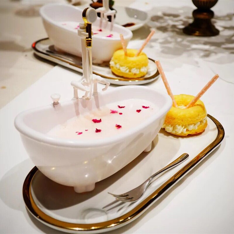 Creative Mini Bathtub Cocktail Cup Milkshake Cold Drink Beer Mug Electric Pump Spray Water Artistic Conception Food Container