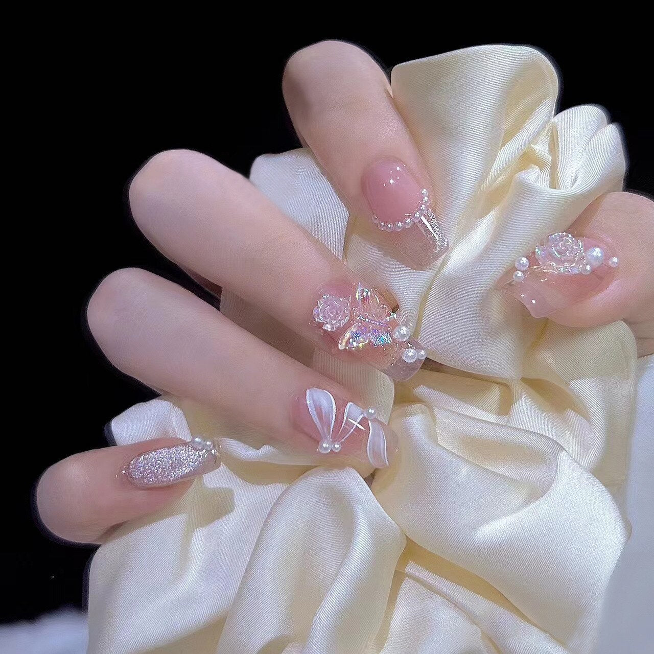 24pcs removeable Romantic Rose short press on nails full cover false nails with glue Bowknot Camellia Diamonds fake Nails
