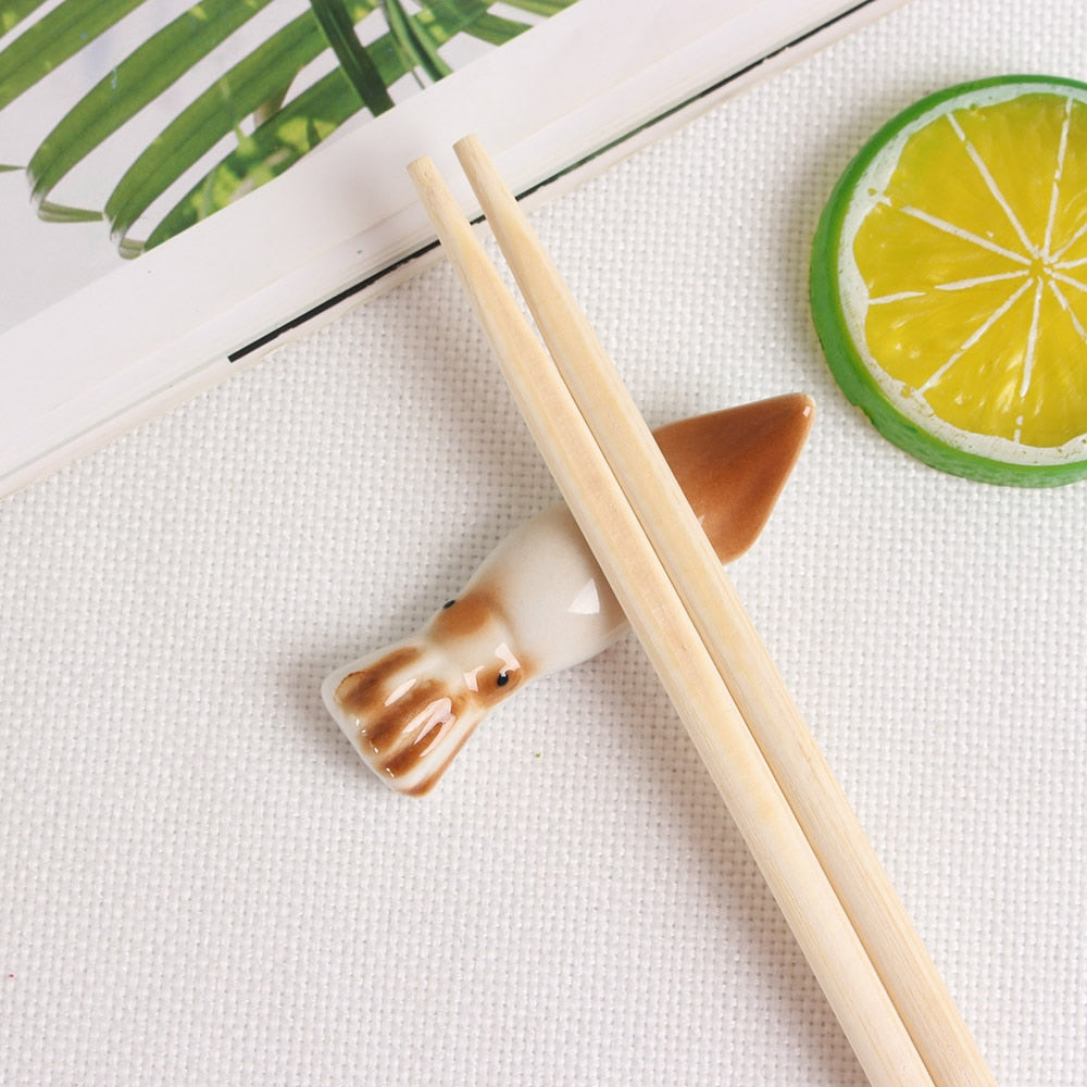 Fish-Shape Ceramic Chopsticks Holder Spoon Fork Rest Sushi Sticks Rack Shelf Chopsticks Holder Stand Rest Pillow Kitchen Utensil