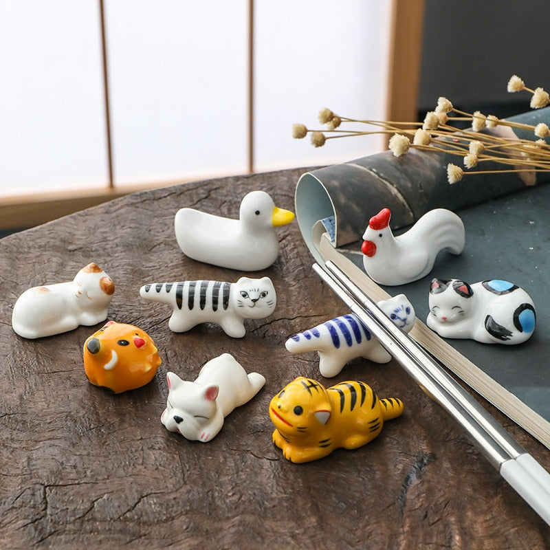 Japanese Style Underglaze Ceramic animals Chopstick Holder Tableware Restaurant Simple Oval Spoon Bracket Utensil For Kitchen