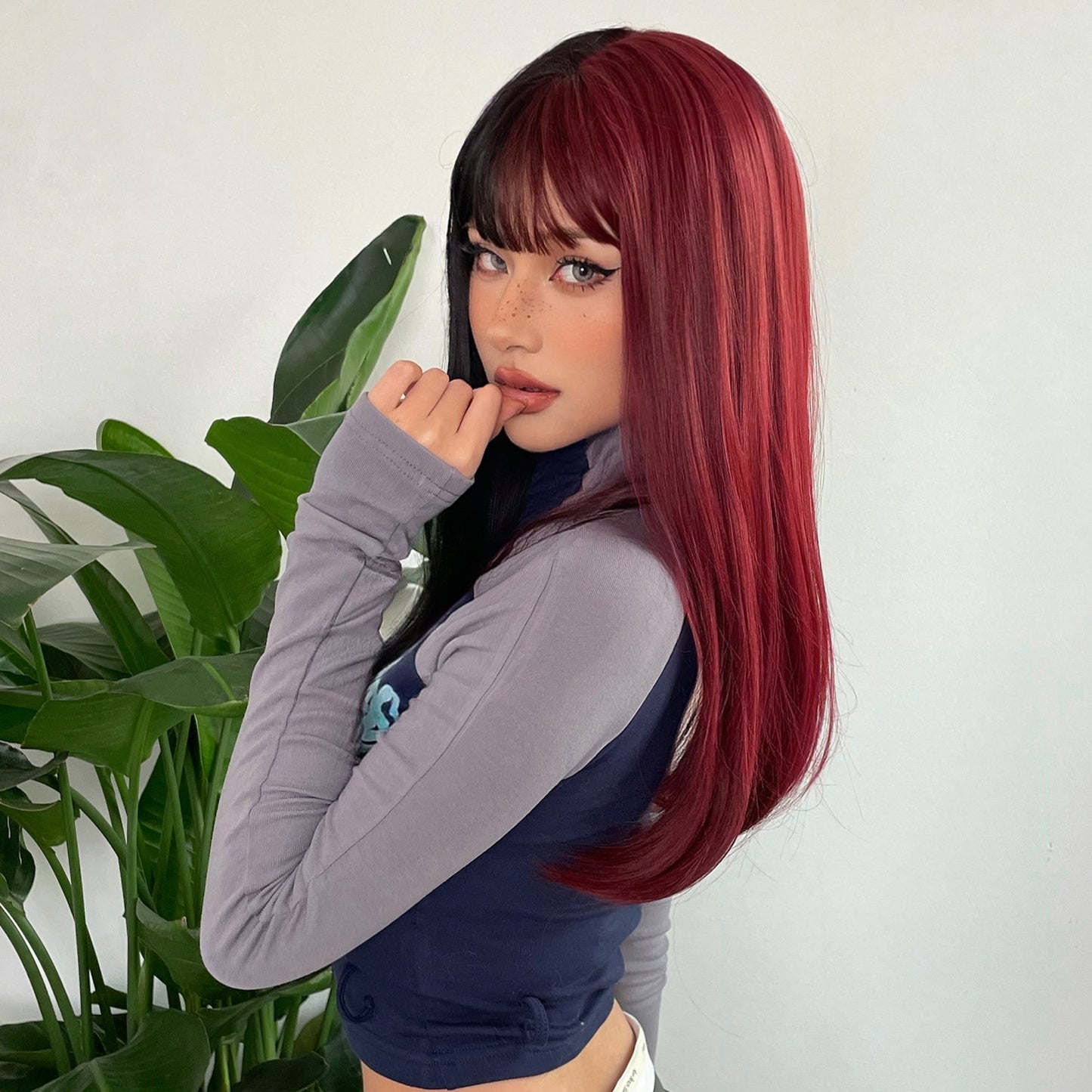 Black and Dark Red Long Straight Synthetic Hair Wigs with Bangs Cosplay Party Halloween Two Tone Wig for Women Heat Resistant