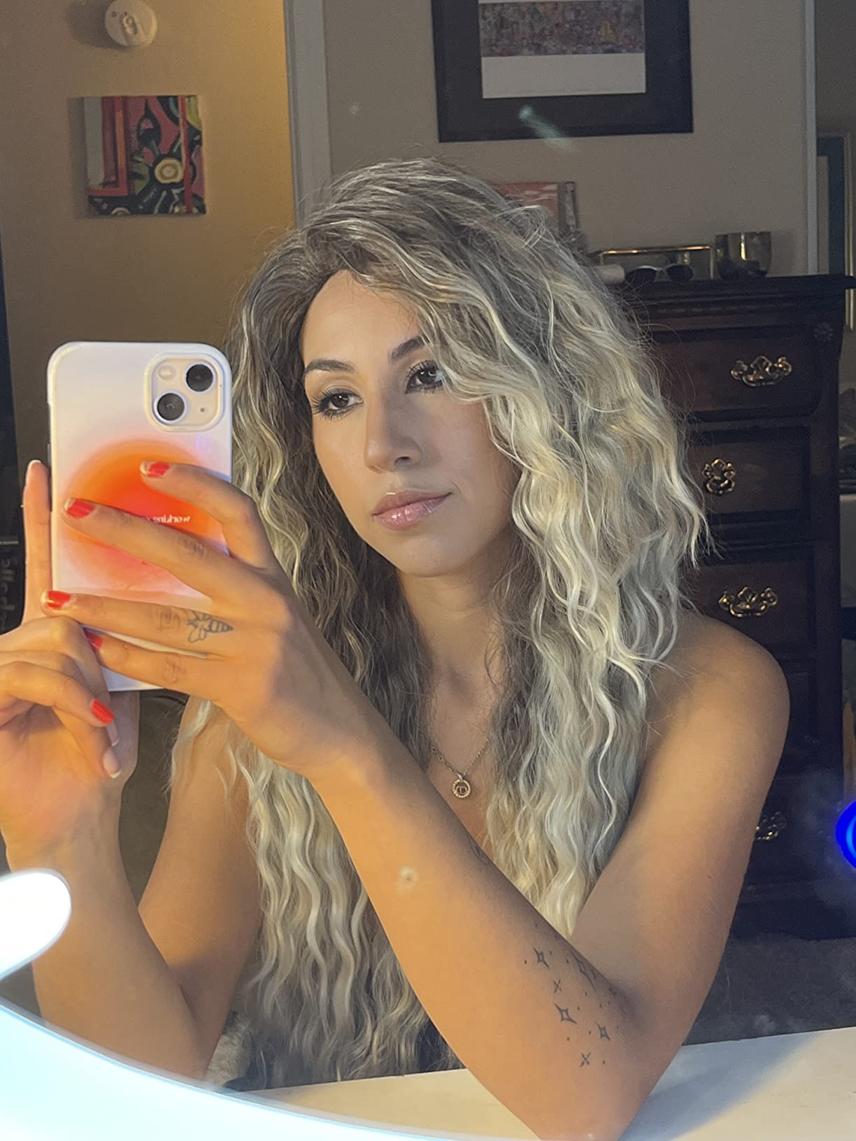 Ash Blonde Wig Synthetic Long Curly Hair Wigs for Women Fluffy Ombre Hairstyle Wave Wig Costume Carnival Party Regular Curly Wig