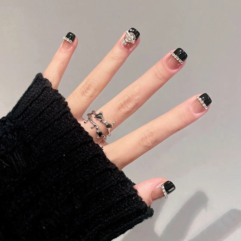 24pcs Wearable artificial nails burst broken drill glitter powder press on nails short french rhinestones fake nails with glue