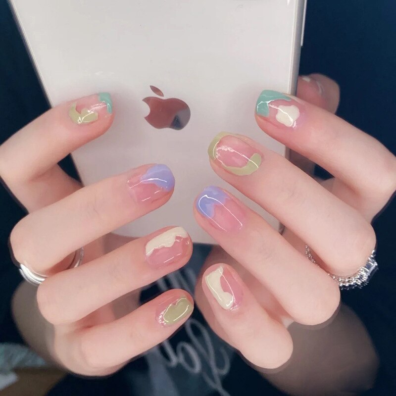 24Pcs Cute Short Square Head False Nails Pink Heart 3D Bow Design Fake Nail with Pearl Rhinestones Full Cover Press on Nail Tip