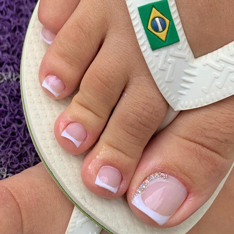 24pcs Pure French Diamond Sparkling toe fake nails with designs y2k Wearable Foot false nails full cover False Nail Art Pieces