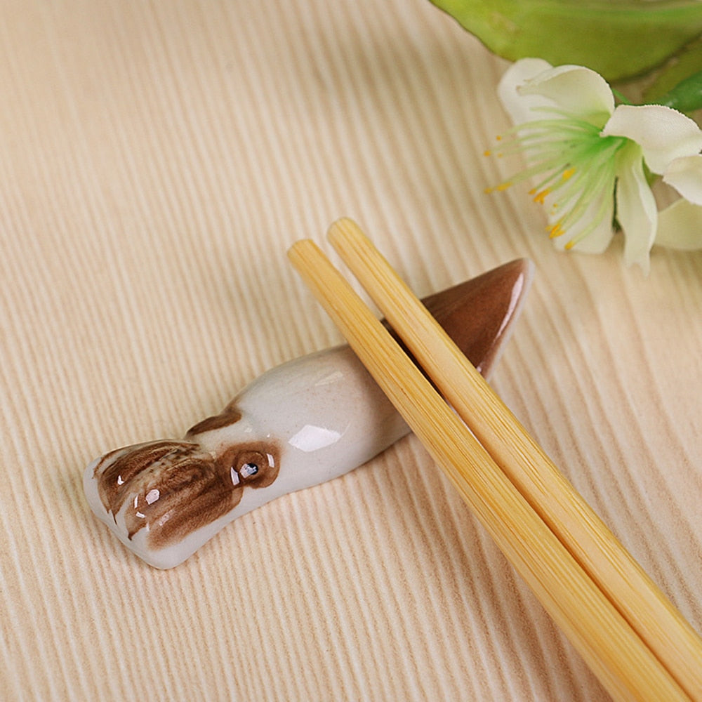 Fish-Shape Ceramic Chopsticks Holder Spoon Fork Rest Sushi Sticks Rack Shelf Chopsticks Holder Stand Rest Pillow Kitchen Utensil