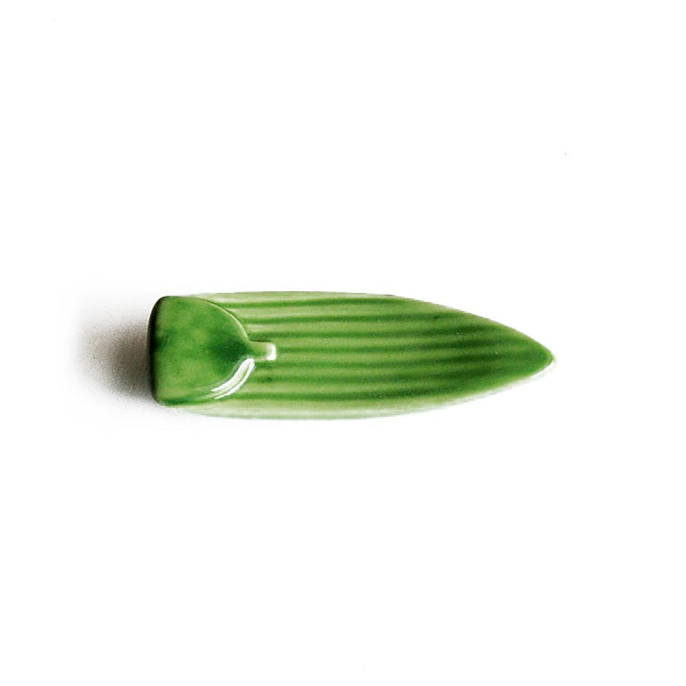 Fish-Shape Ceramic Chopsticks Holder Spoon Fork Rest Sushi Sticks Rack Shelf Chopsticks Holder Stand Rest Pillow Kitchen Utensil