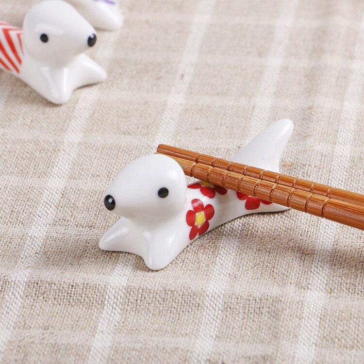 Japanese Style Underglaze Ceramic animals Chopstick Holder Tableware Restaurant Simple Oval Spoon Bracket Utensil For Kitchen