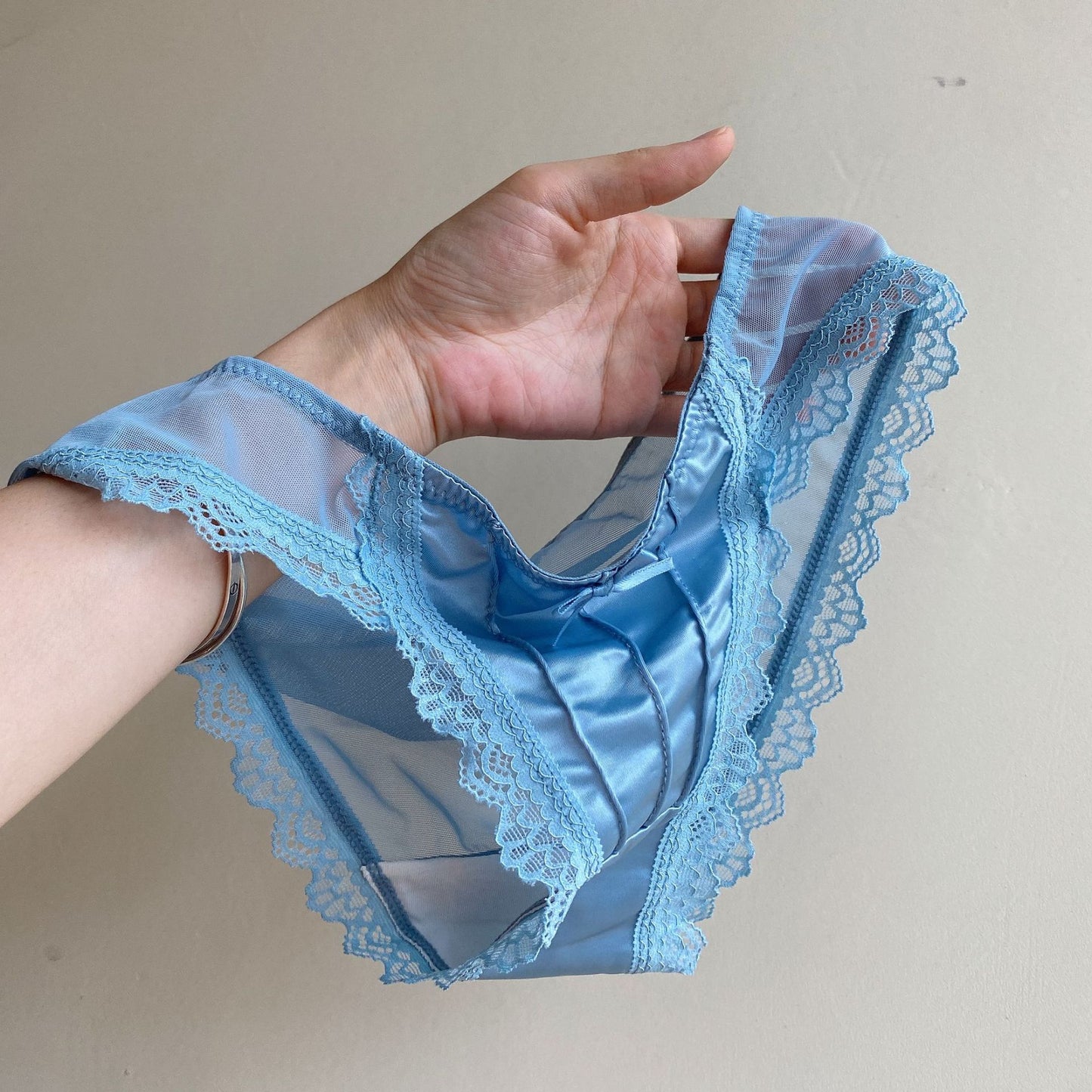 Vintage Satin Panties Soild Color Breathable Underwear Women French Sexy Lace Bow Lingerie Female Mid-waist Thin Mesh Briefs
