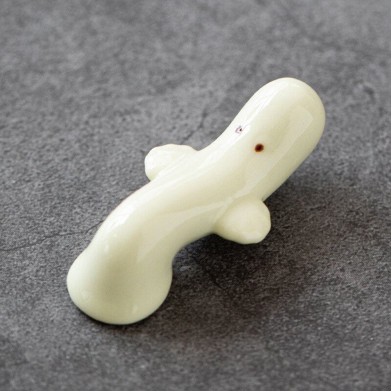 Japanese Style Underglaze Ceramic animals Chopstick Holder Tableware Restaurant Simple Oval Spoon Bracket Utensil For Kitchen