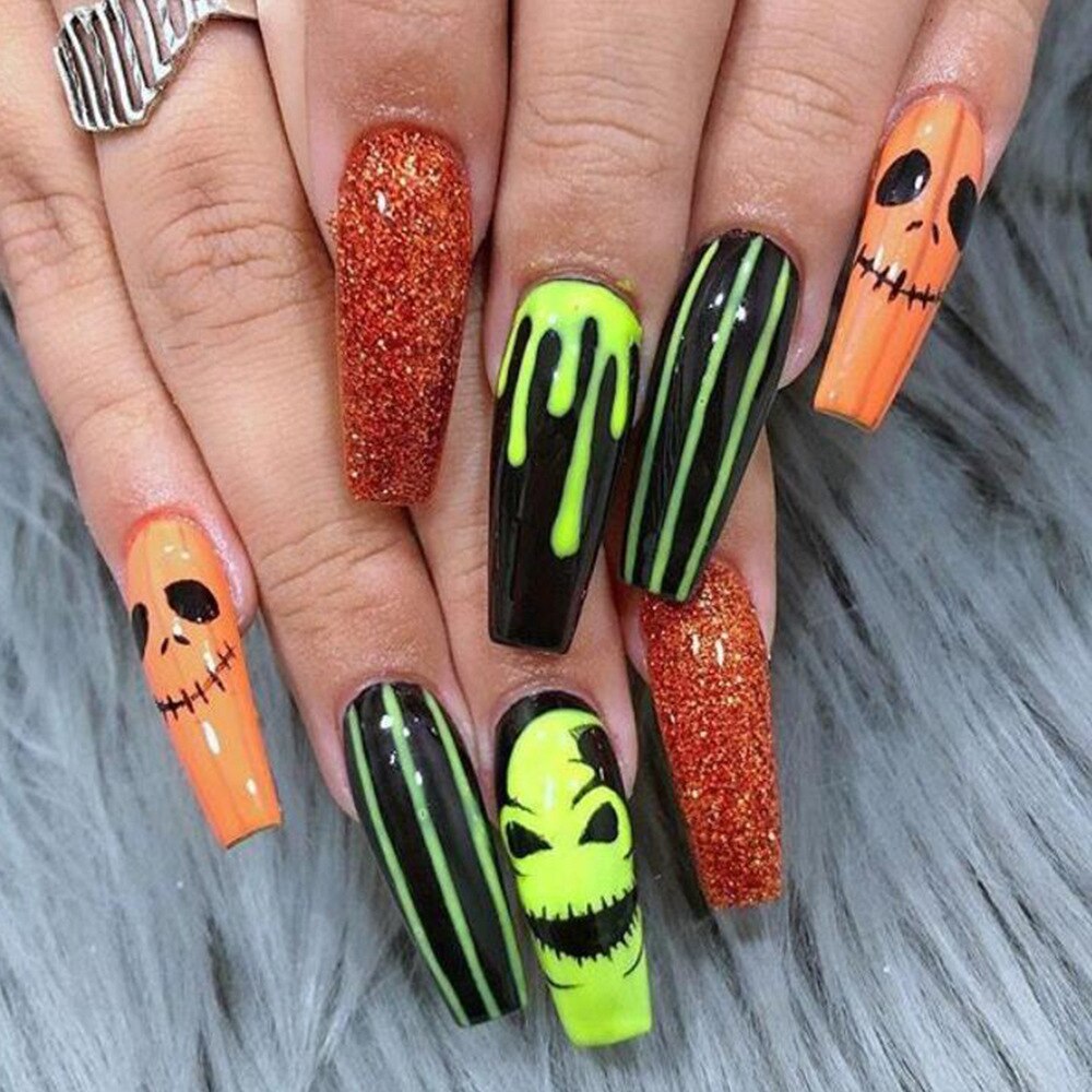 24Pcs Spice Girl Spider Animation False Nails Halloween with Glue French Design Wearable Fake Nails Magic Press on Nails Tips