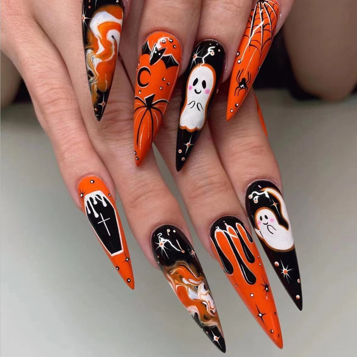 24Pcs Spice Girl Spider Animation False Nails Halloween with Glue French Design Wearable Fake Nails Magic Press on Nails Tips