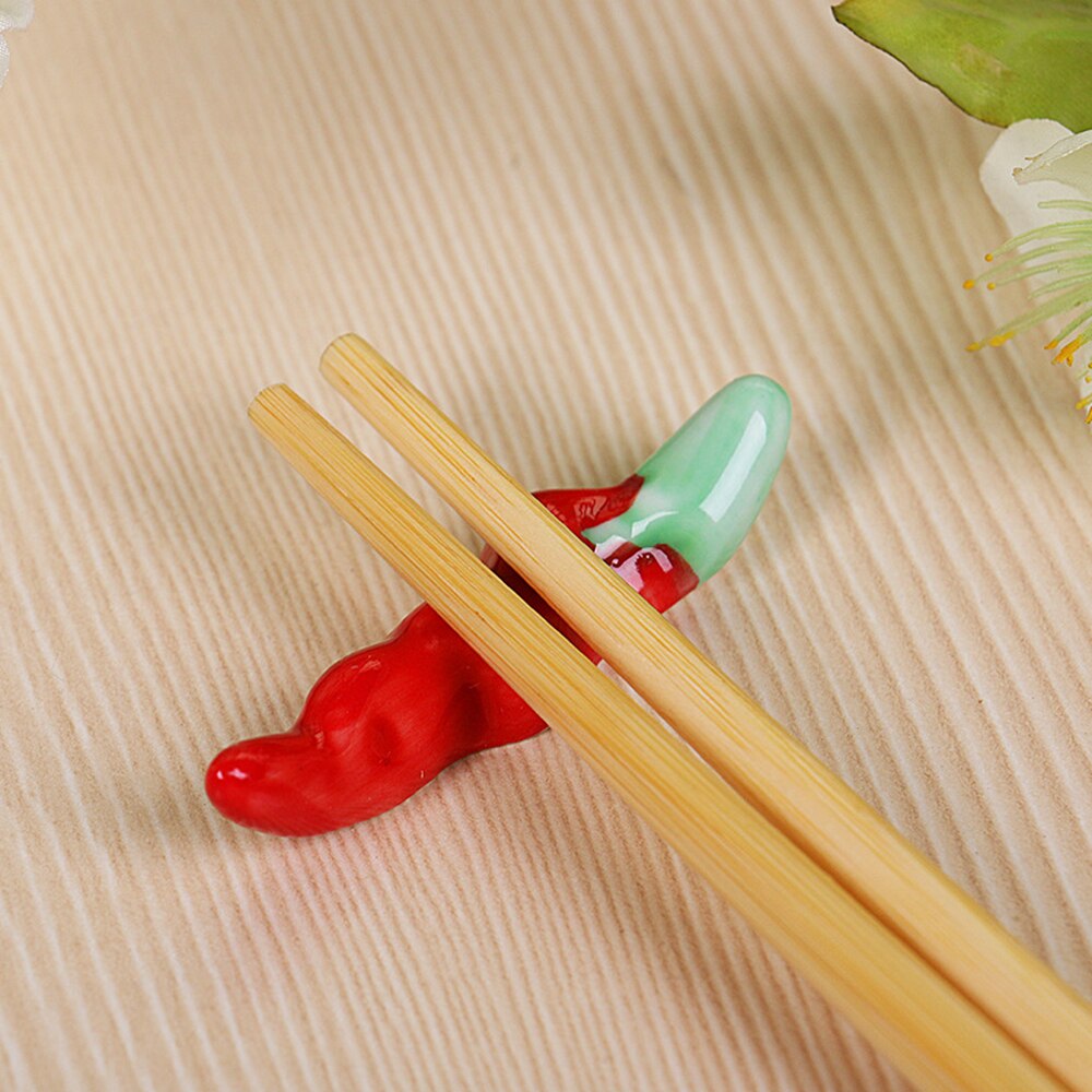 Fish-Shape Ceramic Chopsticks Holder Spoon Fork Rest Sushi Sticks Rack Shelf Chopsticks Holder Stand Rest Pillow Kitchen Utensil