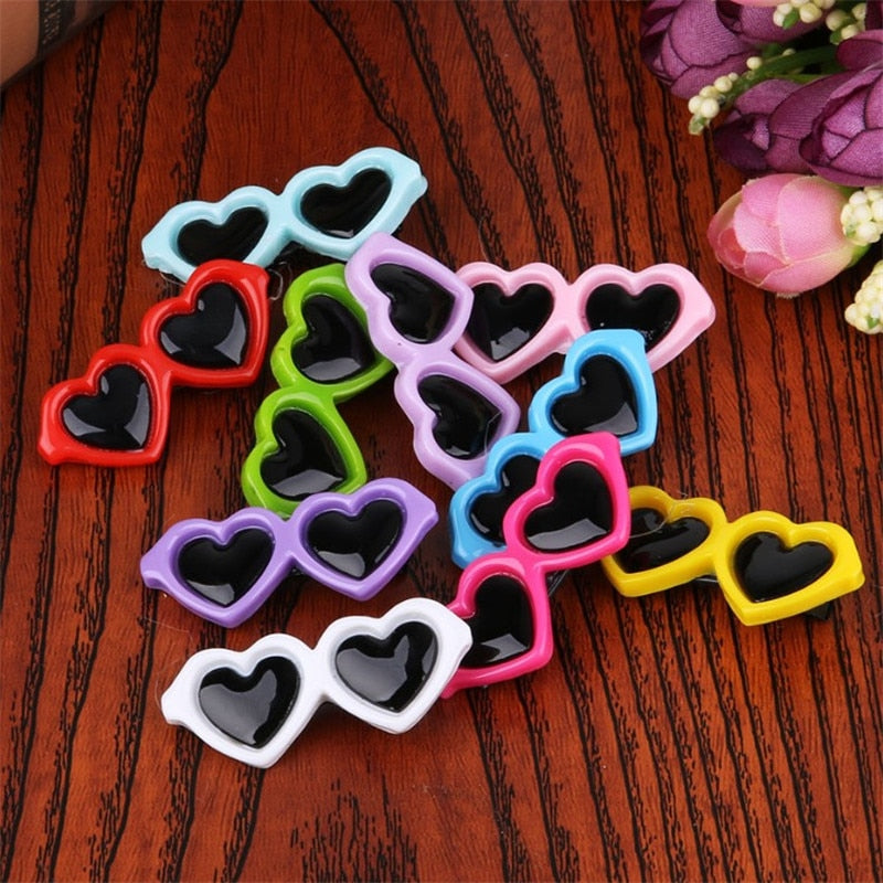 1 pc Pet Lovely Heart Sunglasses Hairpins Pet Dog Bows Hair Clips for Puppy Dogs Cat Yorkie Teddy Pet Hair Decor