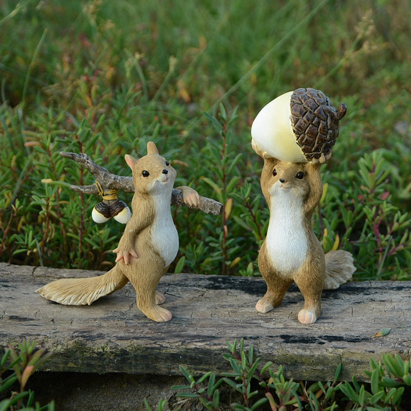 Everyday Collection Squirrel Animal Figurine Miniatures Fairy Garden Ornaments Home Decoration Friends Gift Bonsai Decor