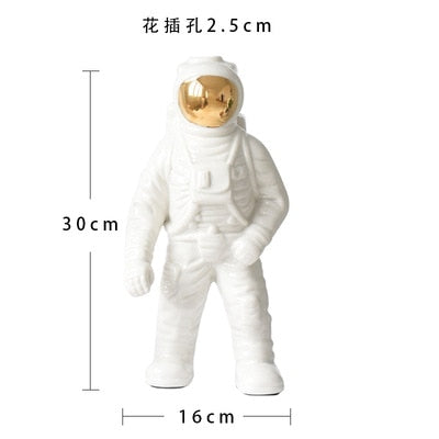 Nordic Astronaut Porcelain Figurines Ceramic Vase Home Decor Modern Tabletop Space Man Sculpture Home Decoration Accessories