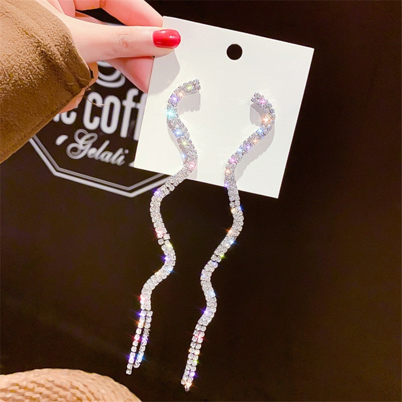 Long Tassel Crystal Drop Earring Shiny Gold Silver Color S Shape Rhinestone Dangle Earring for Women Wedding Party Jewelry