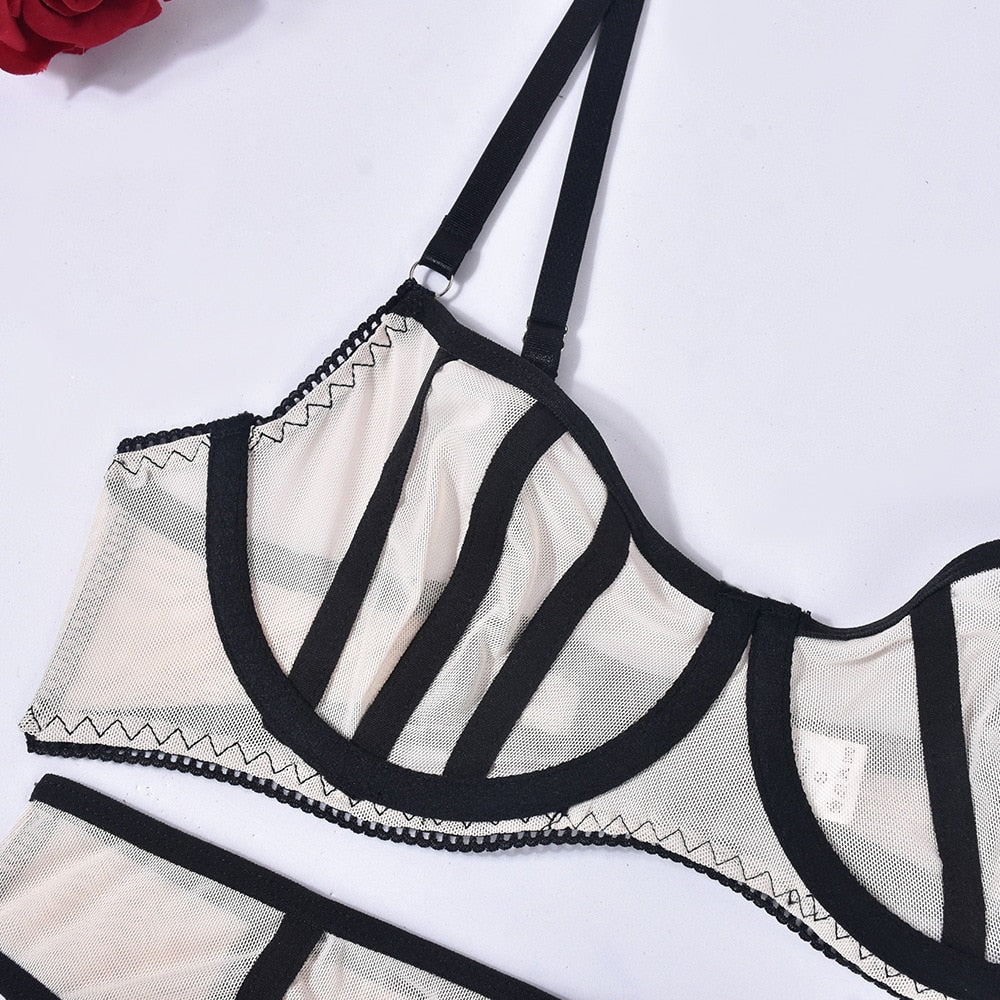 Sensual Lingerie Seamless Bra 3-Piece Nude Underwear Without Censorship Bilizna Set Of Sex Sheer Lace Garter Belt Sets