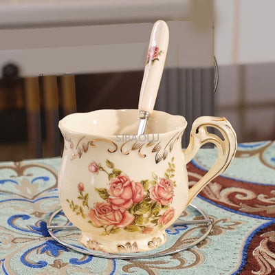 Creative Ceramic Coffee Cup and Saucer Hand Painted Rose Porcelain Tea Cup and Spoon Classic Drink Gift