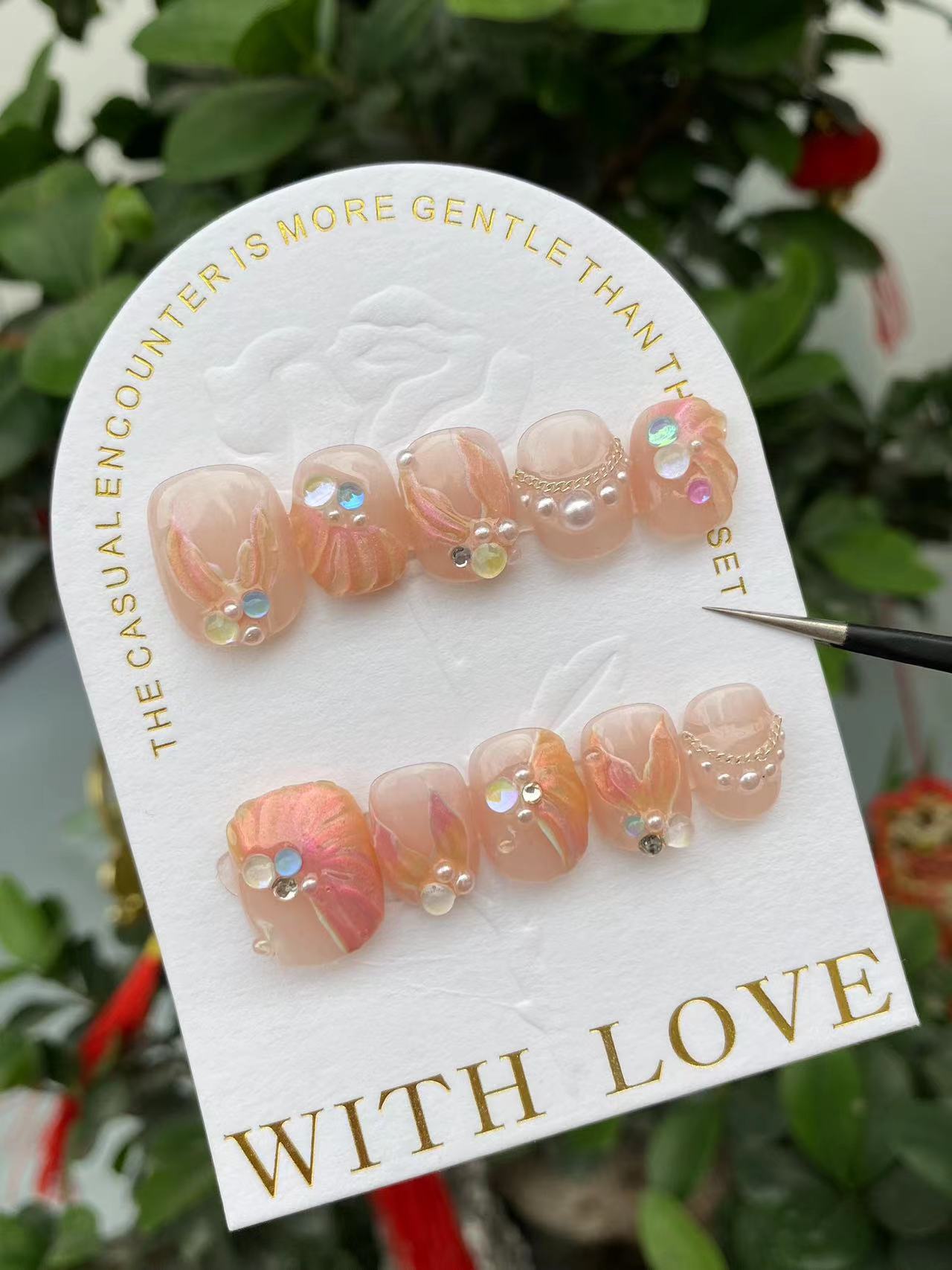 Fishtail Style Handmade Fake Nail Pink And  Blue With Pearls Medium T-shaped Removable And Reuse Press On Nail Sticker With Glue