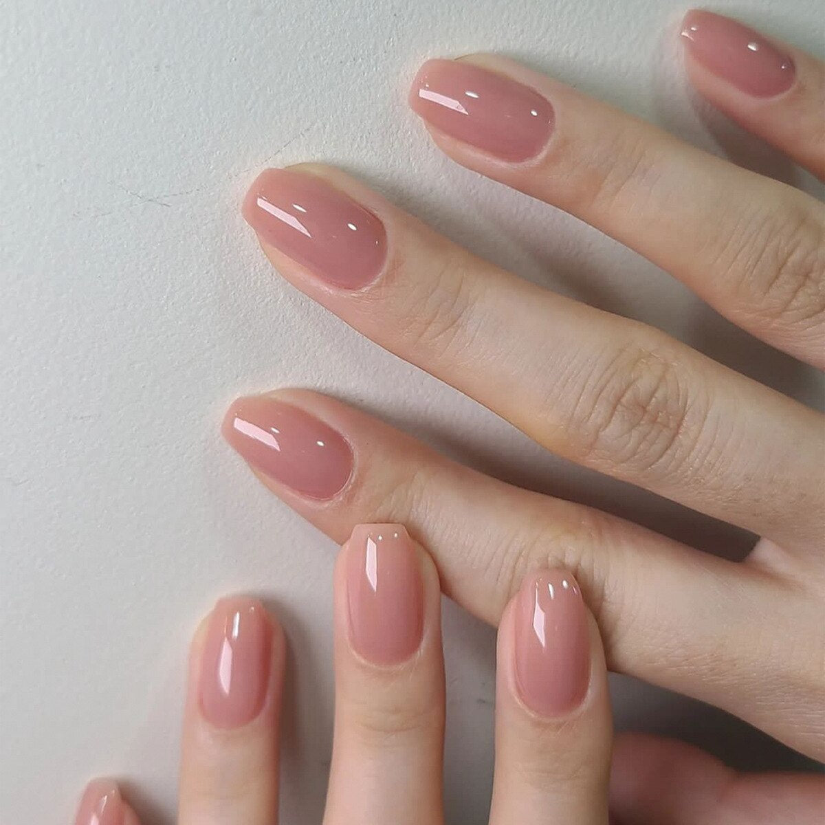 24pcs Press on Nails Short Fake Nails with Glue Jelly Gradient Design Detachable Artificial Nail Acrylic Coffin False Nails Tips