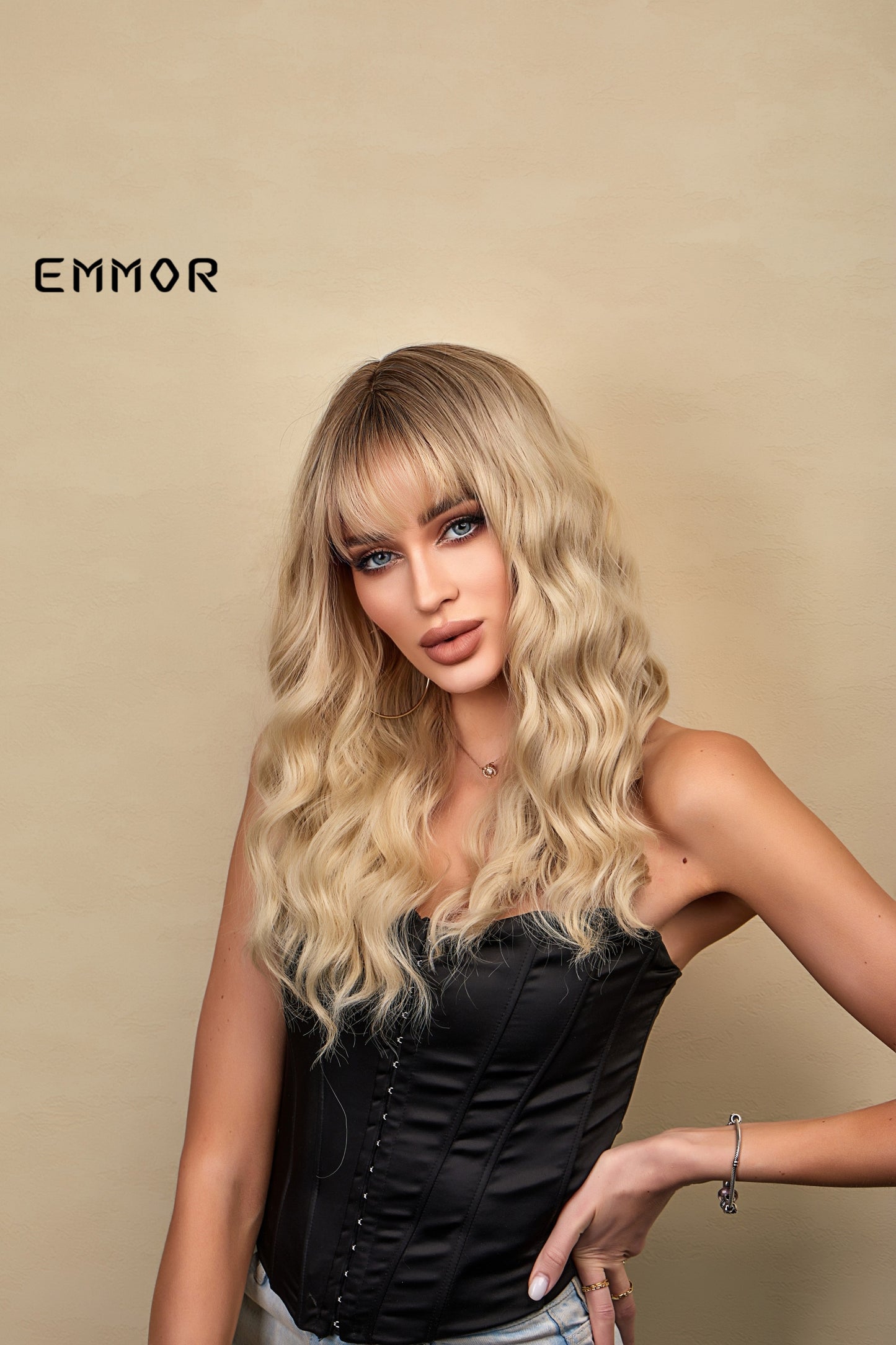 Synthetic Ombre brown to Light Blonde Hair Wig with Bangs Natural Wavy Wig for Women Cosplay Heat Resistant Fiber Wigs