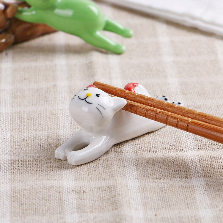 Japanese Style Underglaze Ceramic animals Chopstick Holder Tableware Restaurant Simple Oval Spoon Bracket Utensil For Kitchen