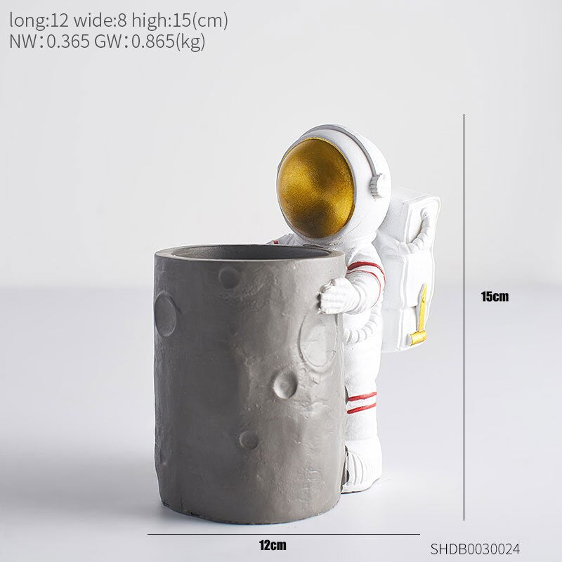 nordic home decoration accessories living room desk decor Figurine miniatures astronaut decorative figures figurine astronaut