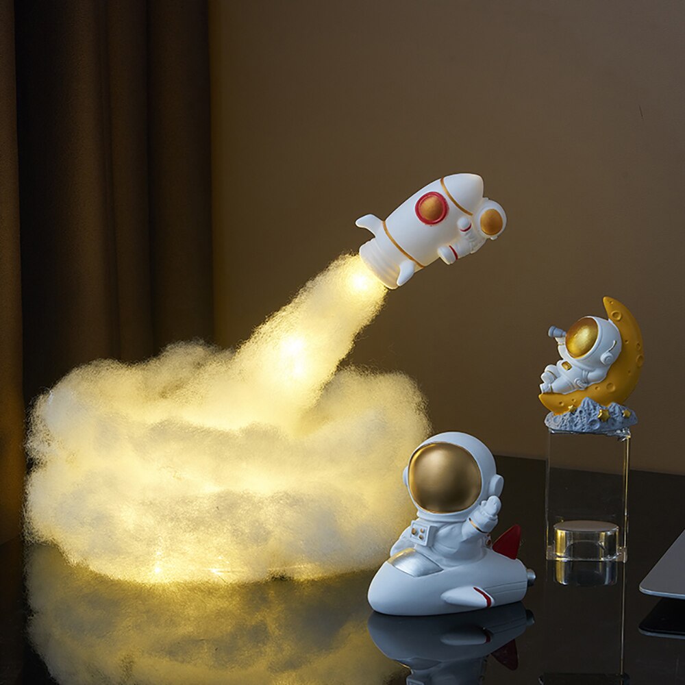 modern creative astronaut statue cute kawaii desk accessories bookshelves room decor Children room desktop home decoration