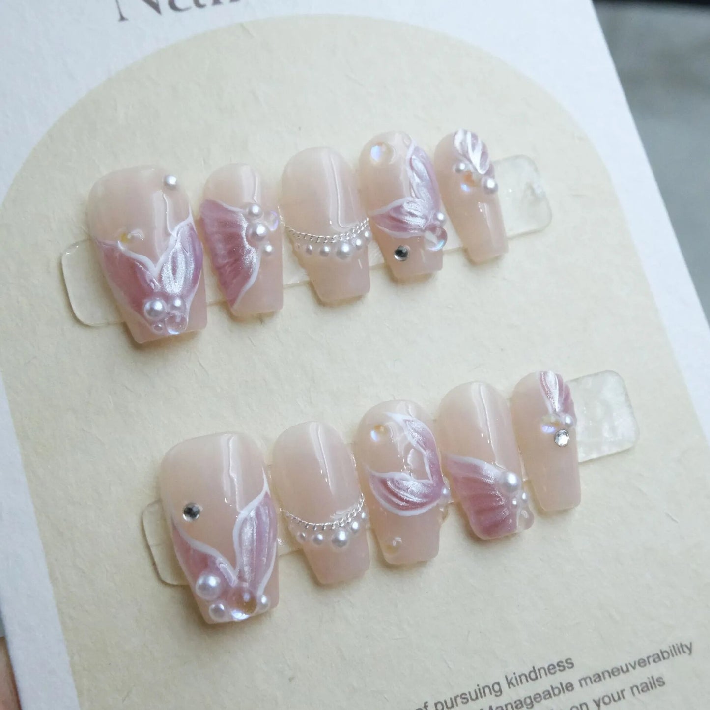 Fishtail Style Handmade Fake Nail Pink And  Blue With Pearls Medium T-shaped Removable And Reuse Press On Nail Sticker With Glue