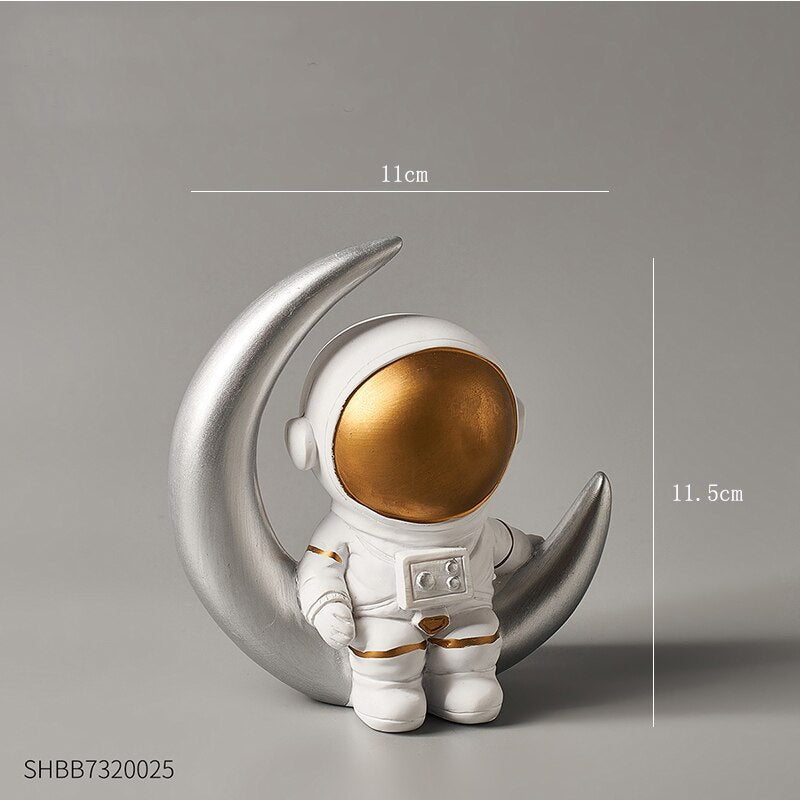 nordic home decoration accessories living room desk decor Figurine miniatures astronaut decorative figures figurine astronaut
