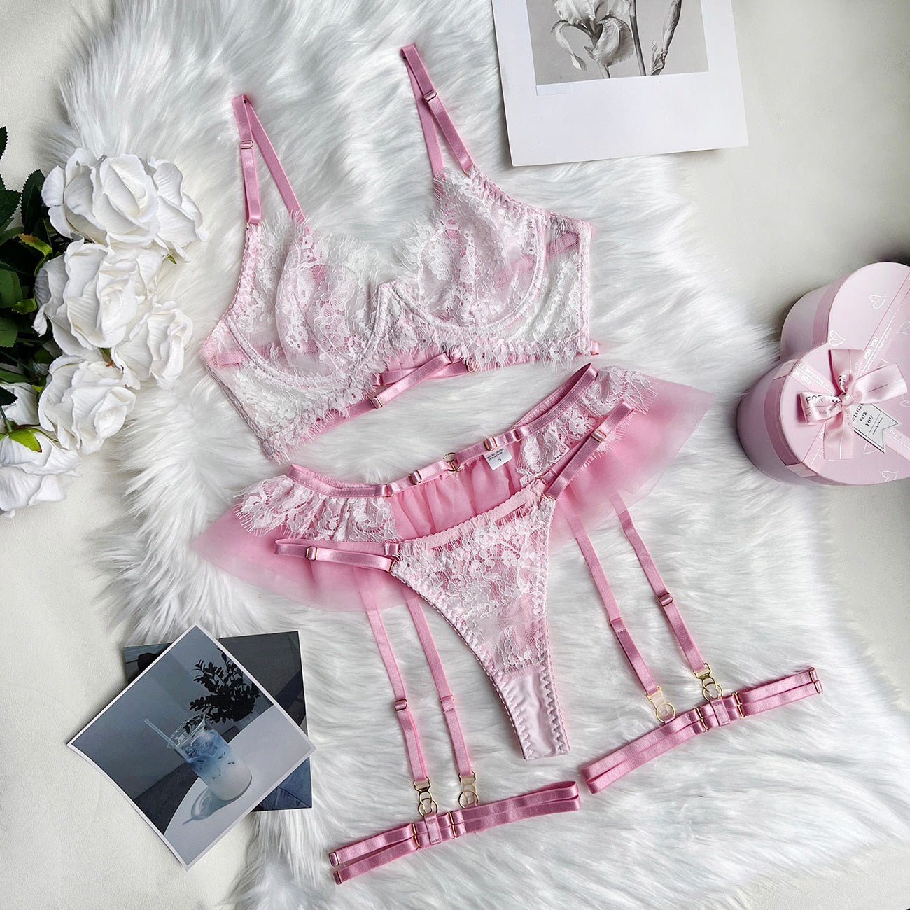 Delicate Lingerie Ruffled Garter Belt Delicate Underwear See Through Lace Luxury Intimate Kiss Sex Fancy Outfit