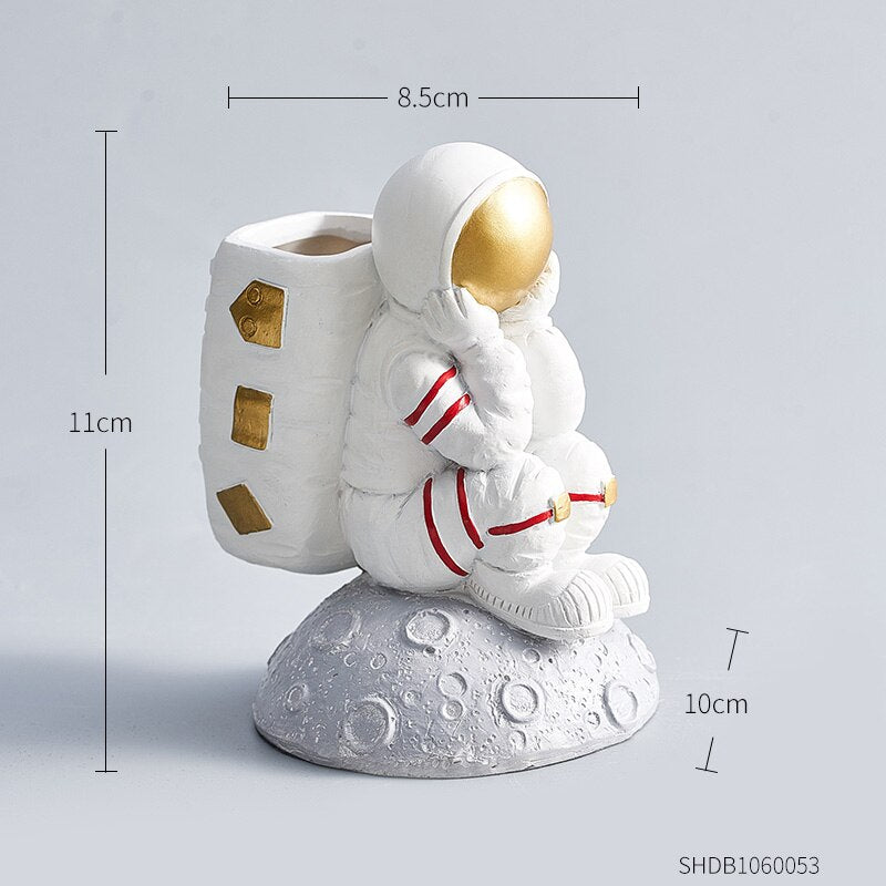nordic home decoration accessories living room desk decor Figurine miniatures astronaut decorative figures figurine astronaut