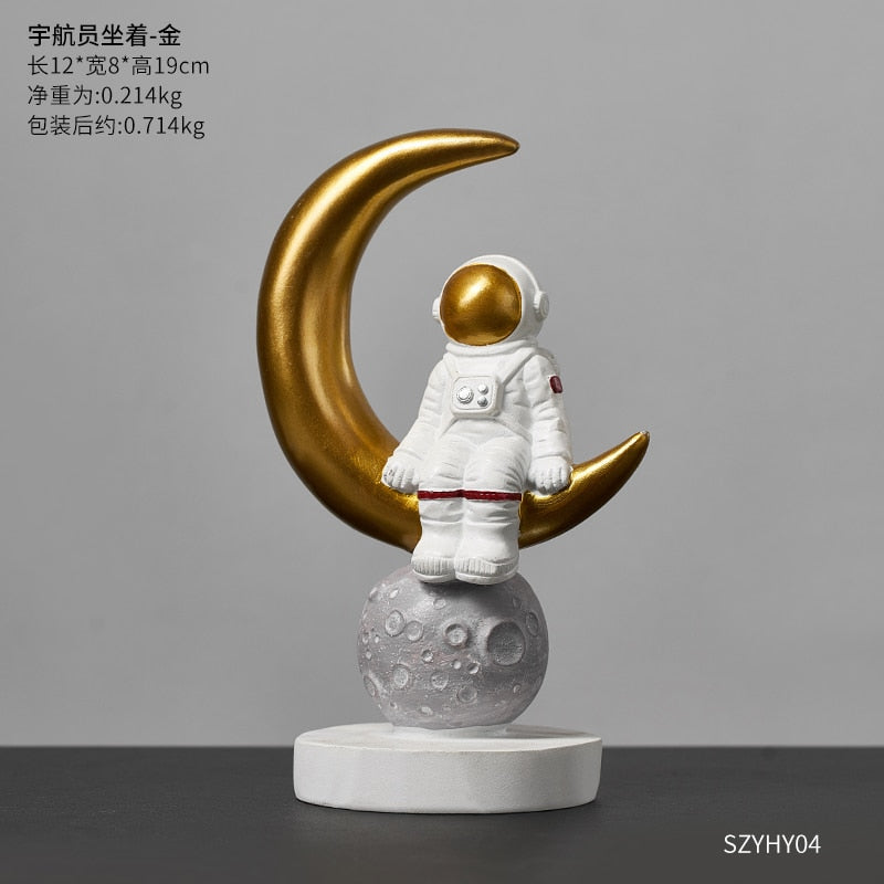 Modern Home Living Room Decoration Creative Office Desk Decoration Crafts Birthday Gift Nordic Resin Figurines Astronaut Statue