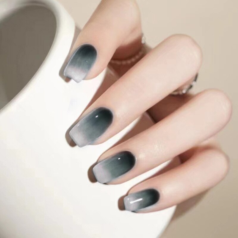 24pcs Press on Nails Short Fake Nails with Glue Jelly Gradient Design Detachable Artificial Nail Acrylic Coffin False Nails Tips