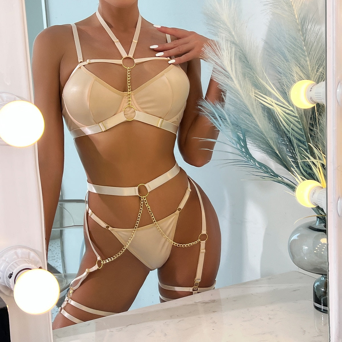 Latex Lingerie Erotic Leather Underwear For Women Halter Bra Bra And Panty Set Sexy PVC Outfit With Chain 4-Piece