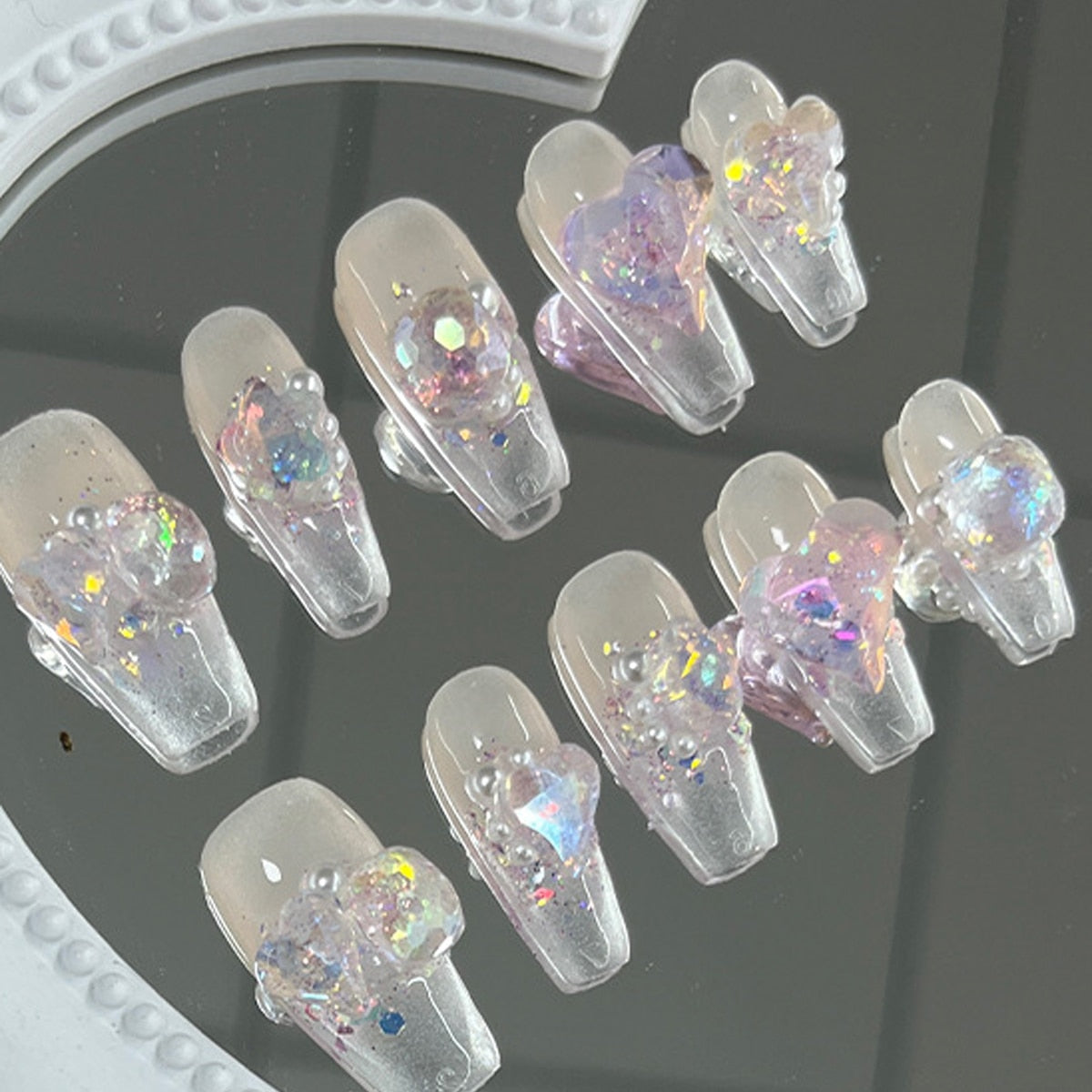 Sea Salt style Crystal Illusion Fake Nail Translucent Bottom Rhinestone Fingertip Clear Long Almond Handmade Wearable False Nail