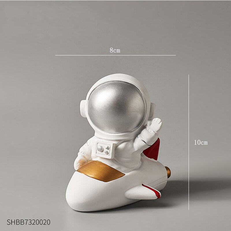 nordic home decoration accessories living room desk decor Figurine miniatures astronaut decorative figures figurine astronaut