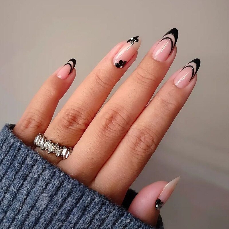 24pcs Almond Full Cover y2k black Sweet Fake Nails with glue cool Stiletto press on nails French artificial Nails With designs