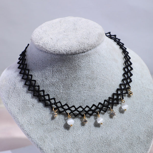 Black Lace decor chocker