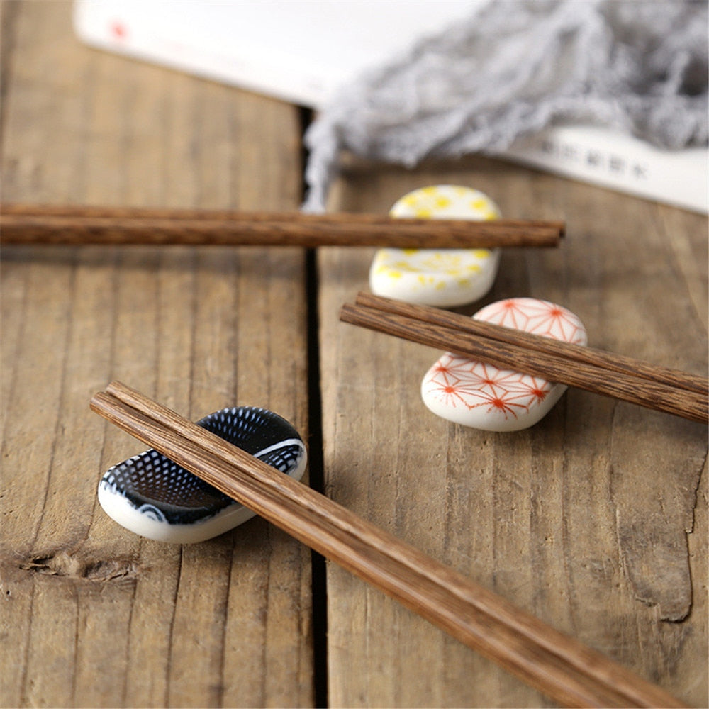Nordic Style Underglaze Ceramic Tableware Japanese Restaurant Simple Oval Spoon Chopstick Holder Bracket Utensil
