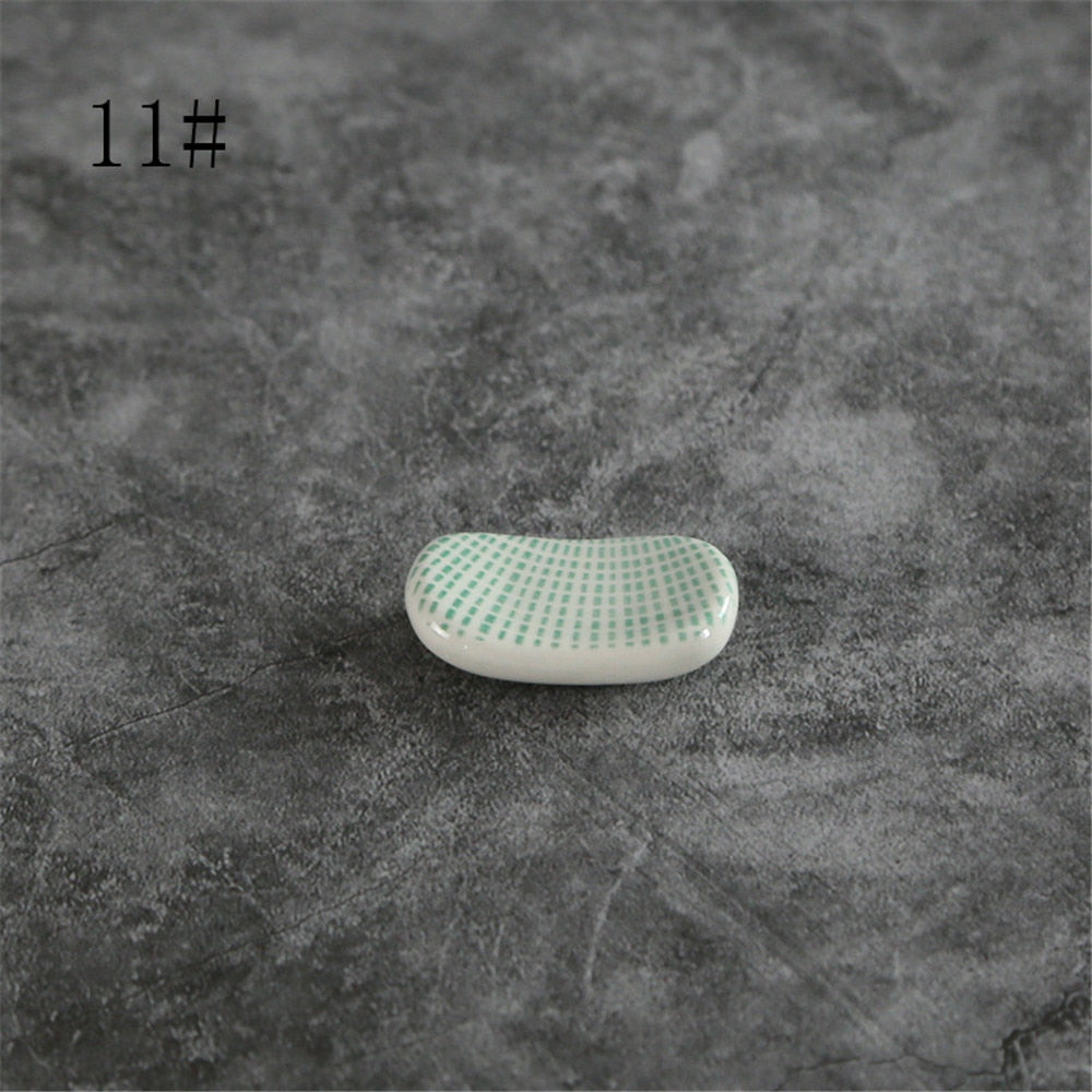 Nordic Style Underglaze Ceramic Tableware Japanese Restaurant Simple Oval Spoon Chopstick Holder Bracket Utensil
