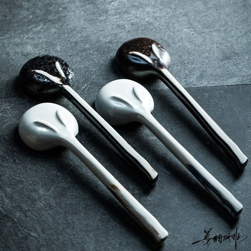 Ceramic Soup Spoon Japanese Tableware Eating Spoon Creative Long handle Spoons Kitchen Cooking Utensil Tool Teaspoon