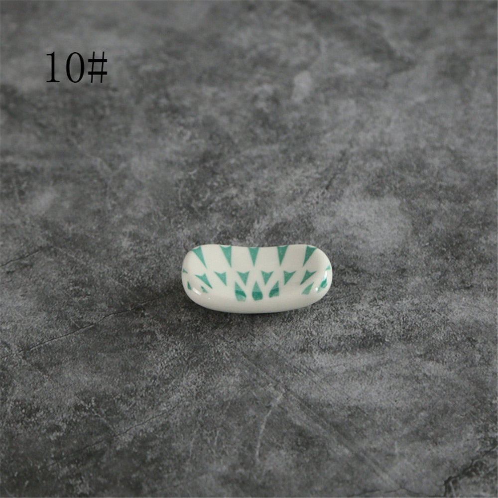 Nordic Style Underglaze Ceramic Tableware Japanese Restaurant Simple Oval Spoon Chopstick Holder Bracket Utensil