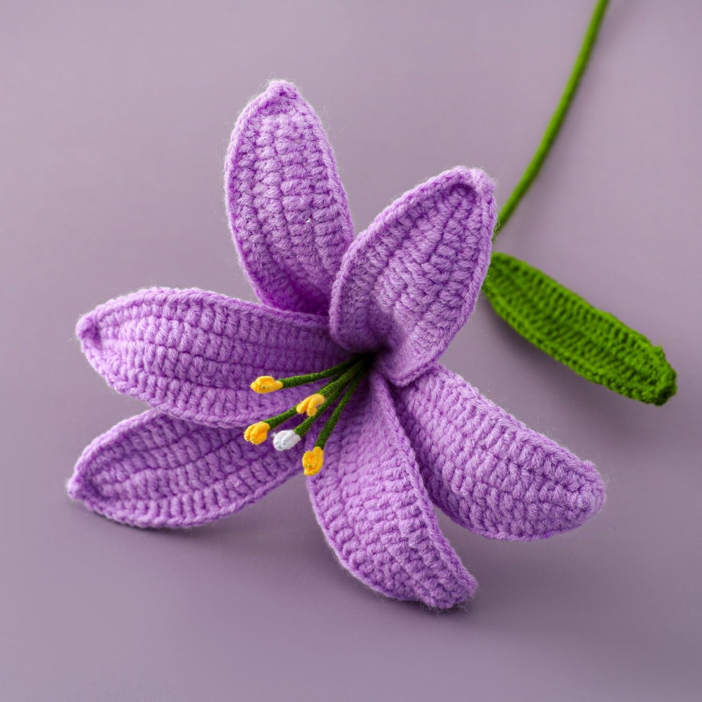 Knit Flower Lily Tulips Fake Flowers Bouquet Decoration Hand-woven Home Decorate Creative Knitting Flowers