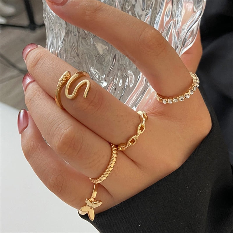 Vintage Boho Crystal Butterfly Flower Rings Set For Women Elegant Geometric Leaf Chain Tassel Knuckle Finger Rings Party Jewelry