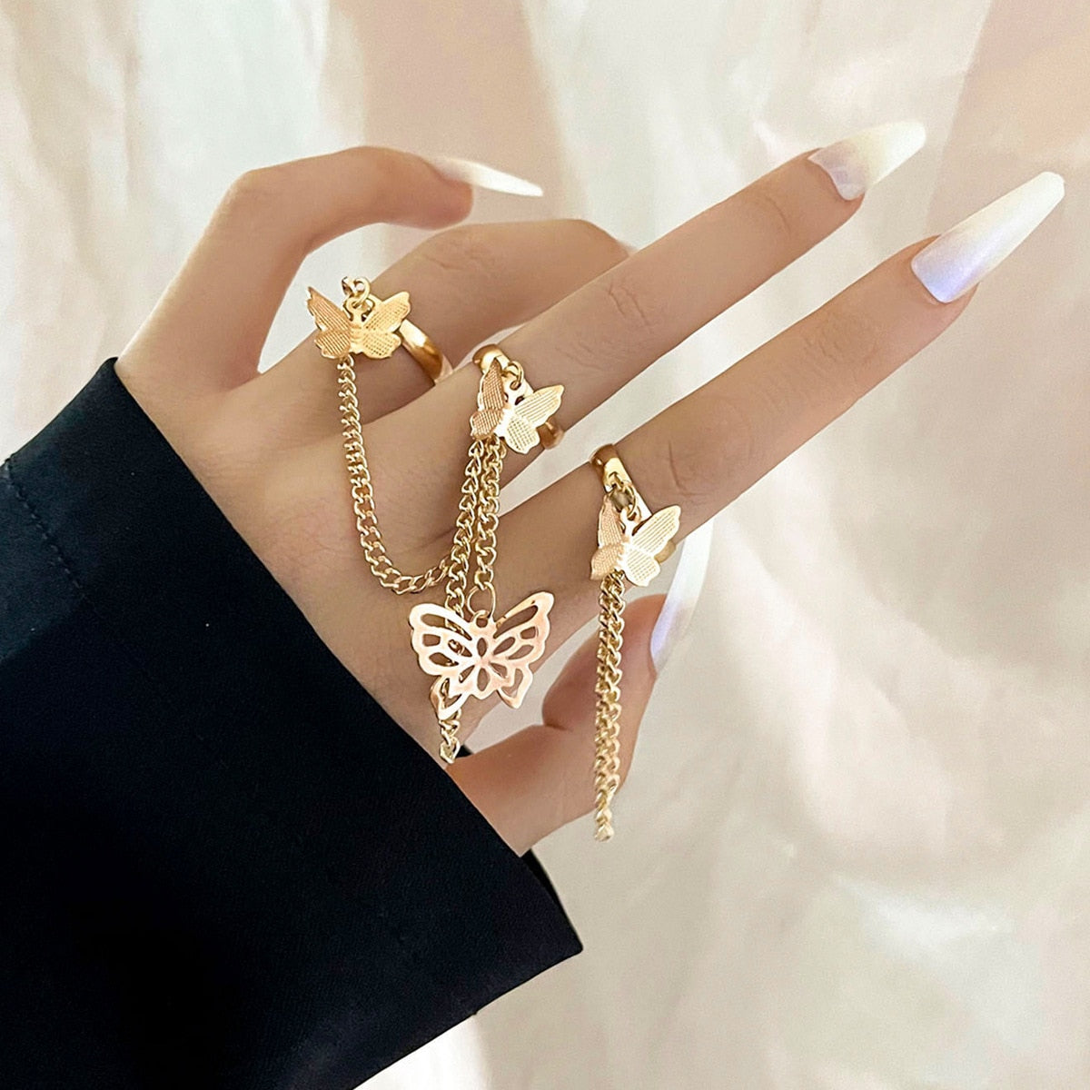 Vintage Boho Crystal Butterfly Flower Rings Set For Women Elegant Geometric Leaf Chain Tassel Knuckle Finger Rings Party Jewelry