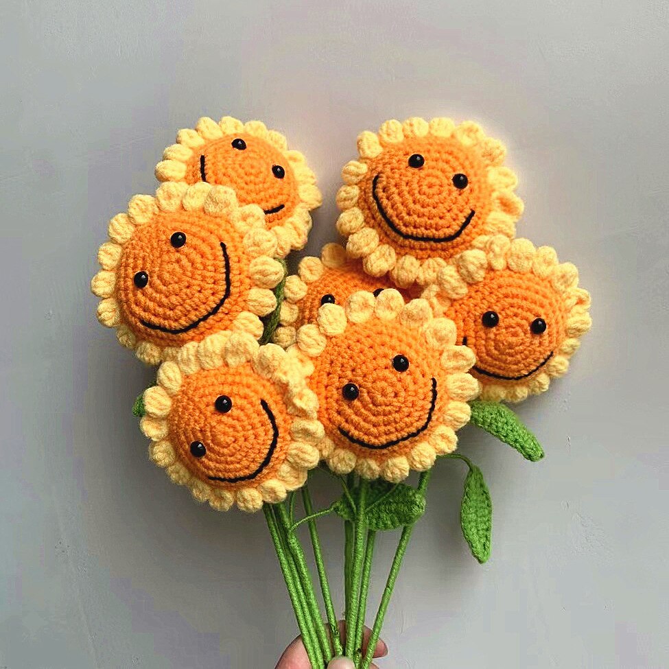 Knitting Flower Rose Carnation Fake Flowers Bouquet Decoration Hand-woven Home Table Decorate Creative Fake Flower Gifts
