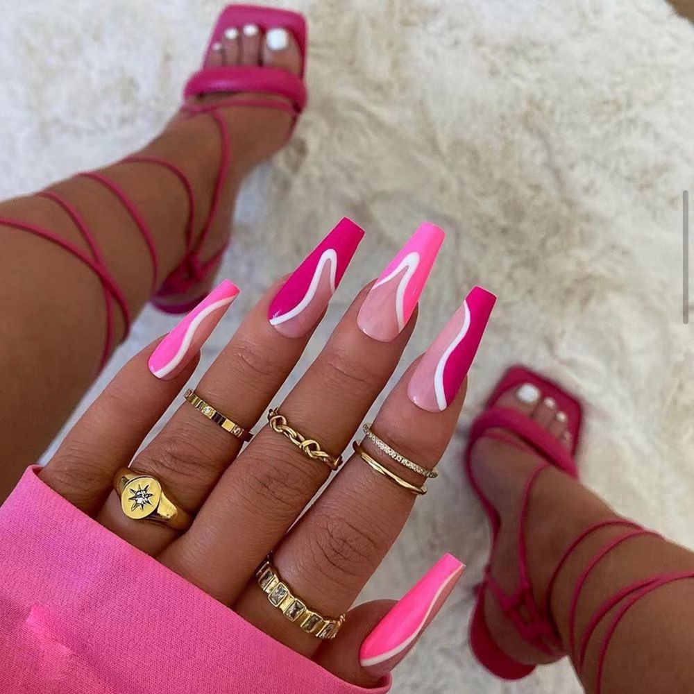 24pcs/Box Glitter Coffin False Nails Pink/White Heart Design French Ballerina Fake Nails Full Cover Nail Tips Press On Nails