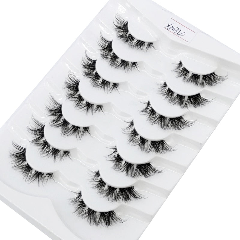 Clear Band Lashes Natural Long 3D Wispy Mink Eyelashes Lightweight Invisible Band Fluffy Eye Lashes 7 Pairs Fake Eyelashes